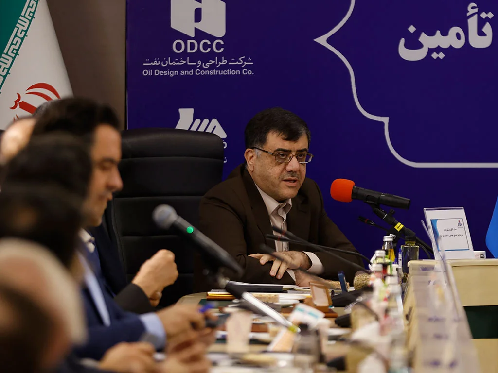 همکاری ایرانسل و سه شرکت نفتی در زمینه مدیریت هوشمند زنجیره تأمین فرآوردههای نفتی