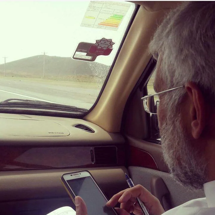 چه گوشی‌هایی در دست سیاستمداران ایرانی است؟+عکس