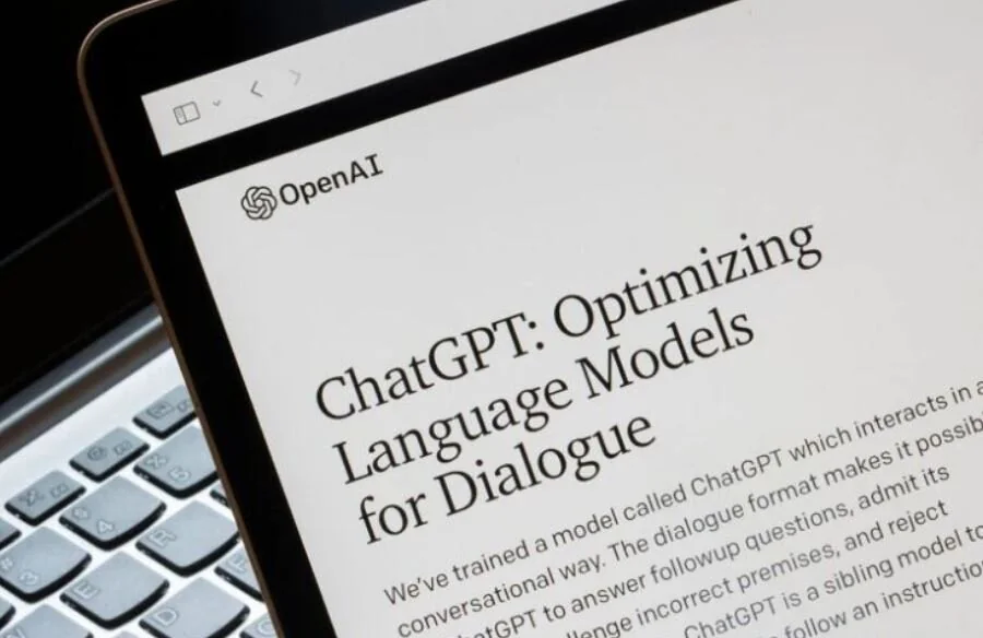 شغلهایی که هوش مصنوعی از آدمها میگیرد | باید نگران باشیم؟