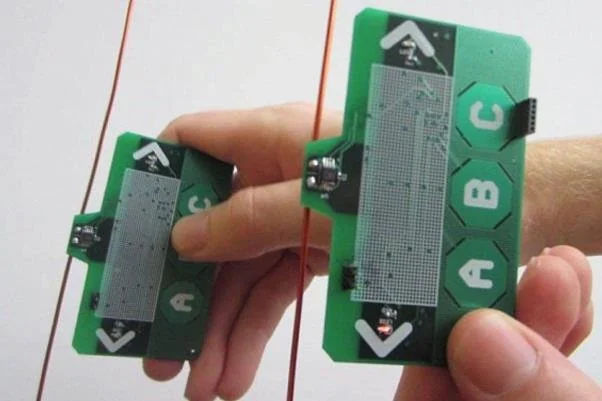 موبایل بدون باتری