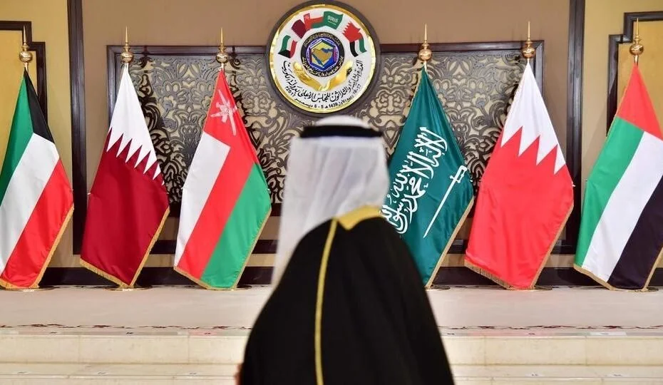 کشورهای عرب خلیج‌فارس صدها برابر ایران سرمایه‌گذاری کرده‌اند/ سود ۳۲۰ میلیاد دلاری منطقه تا پایان دهه جاری