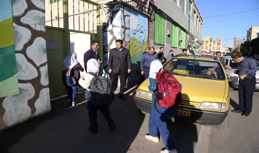 چالش‌های ثبت نام اینترنتی سرویس مدارس/  اولیای سرگردان شدند